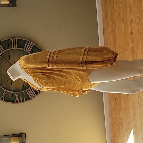 Free People All Tucks Printed Bodysuit - Picture 4 of 14